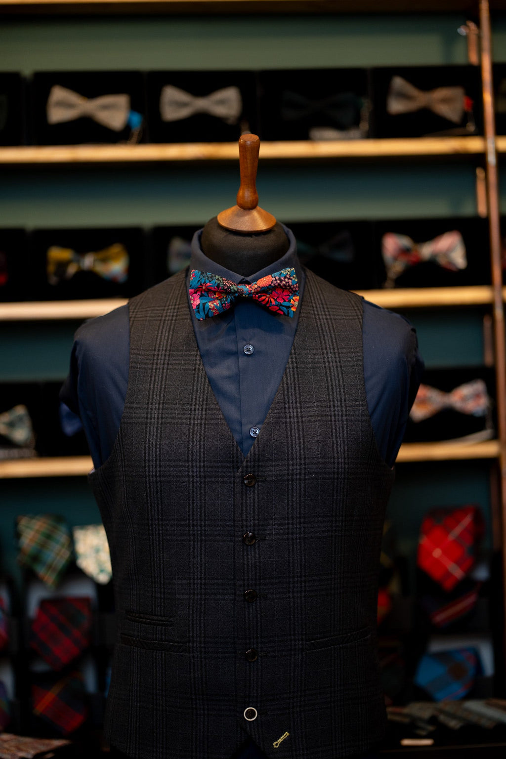 Ciara Bright Liberty Cotton Bow Tie